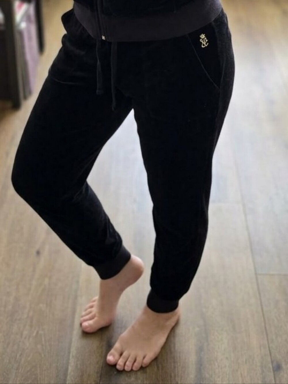 Juicy Couture Black Velour Jogger Sweatpants – Size L